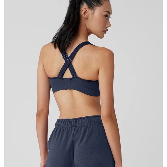 Alo medium top - Picture 2 of 2